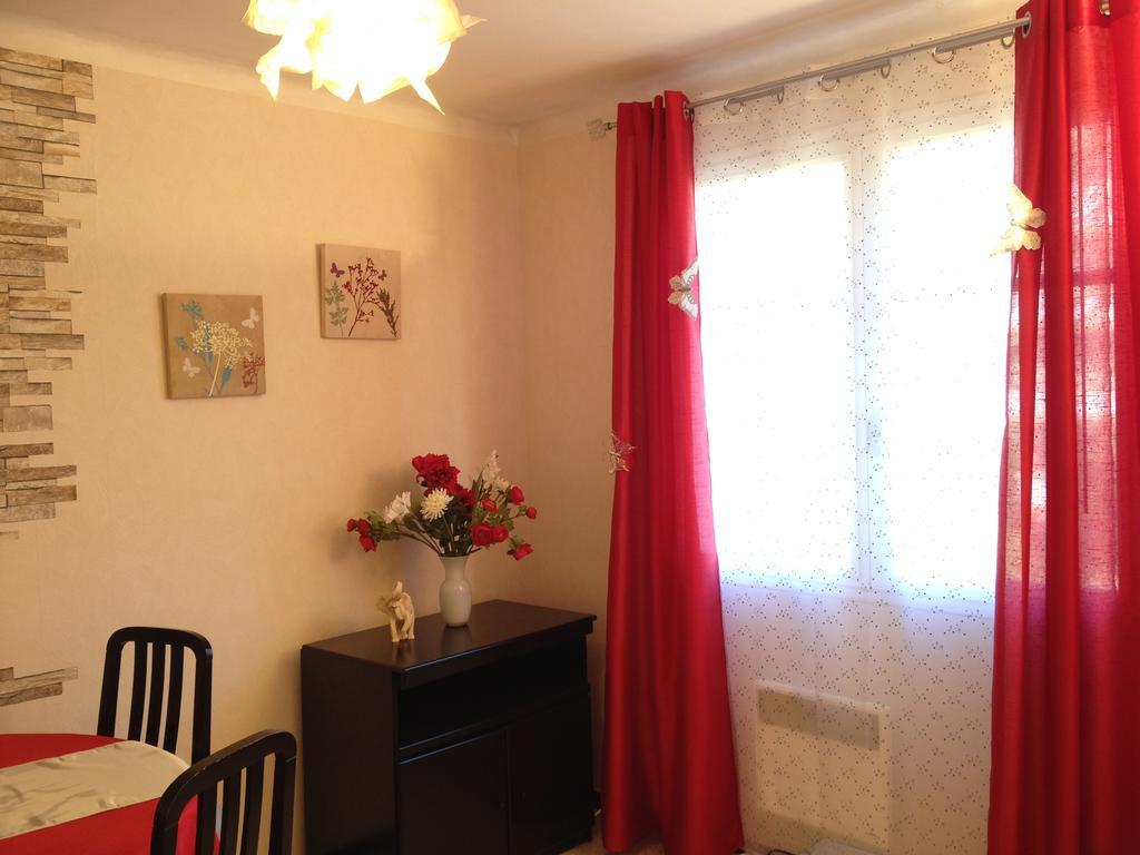 לה פרדה Appartement La Plage En Provence חדר תמונה