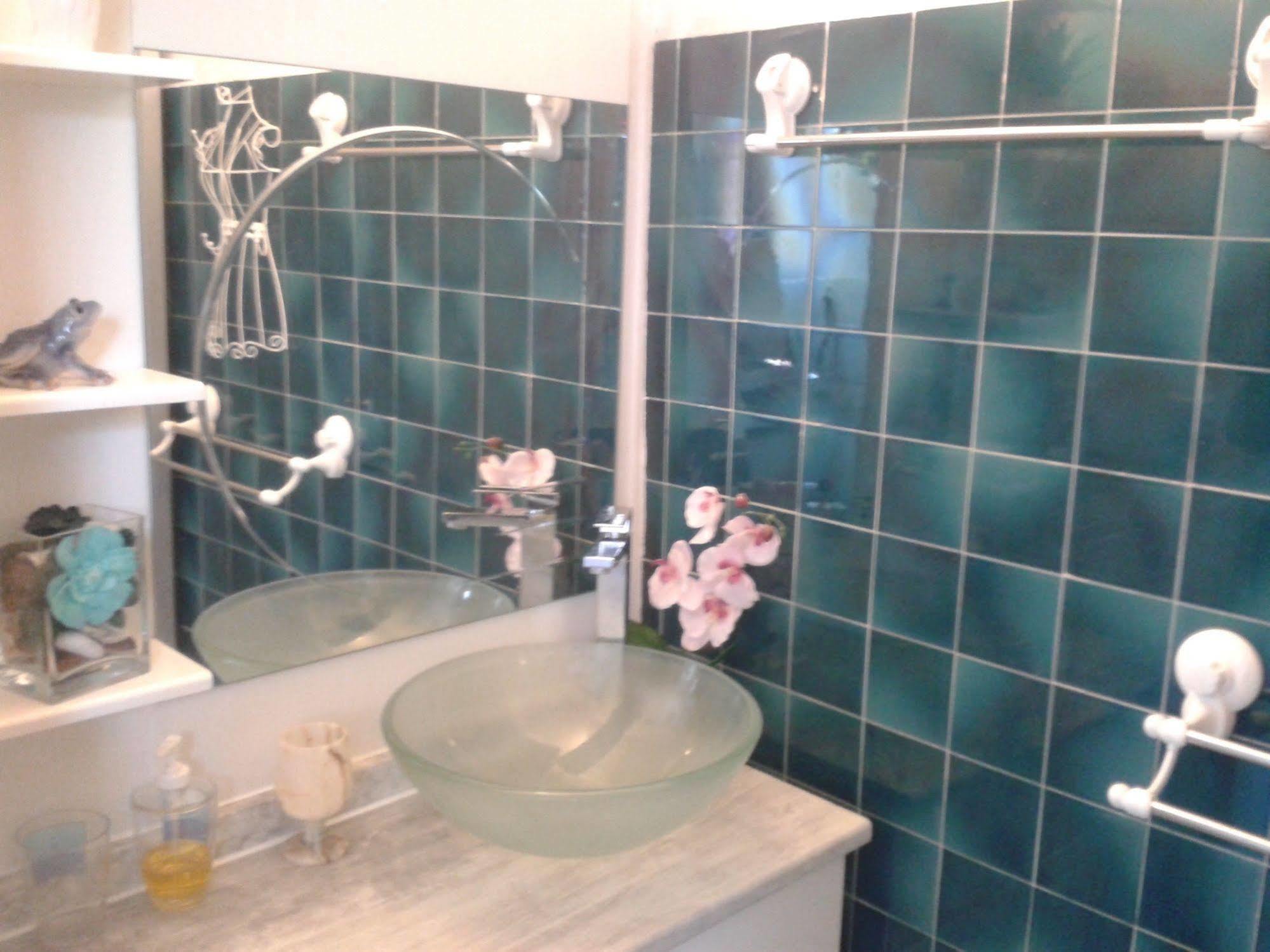 לה פרדה Appartement La Plage En Provence מראה חיצוני תמונה