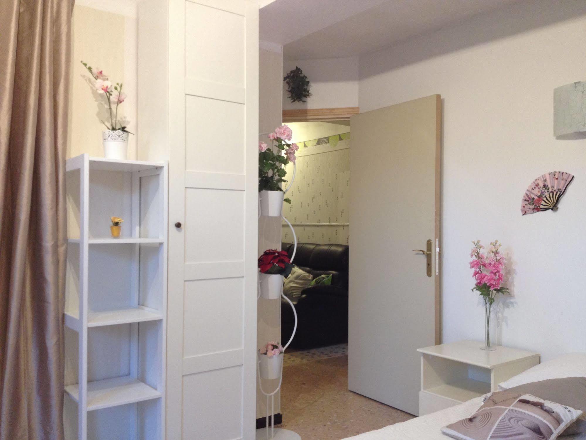 לה פרדה Appartement La Plage En Provence מראה חיצוני תמונה