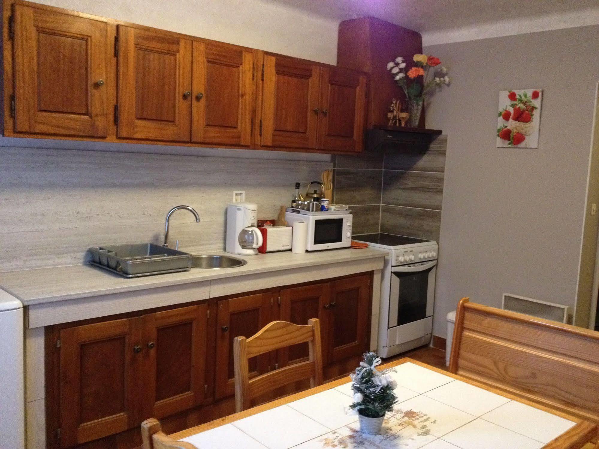 לה פרדה Appartement La Plage En Provence מראה חיצוני תמונה