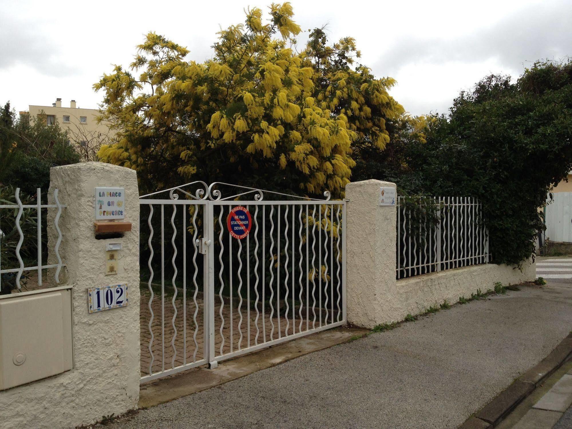 לה פרדה Appartement La Plage En Provence מראה חיצוני תמונה